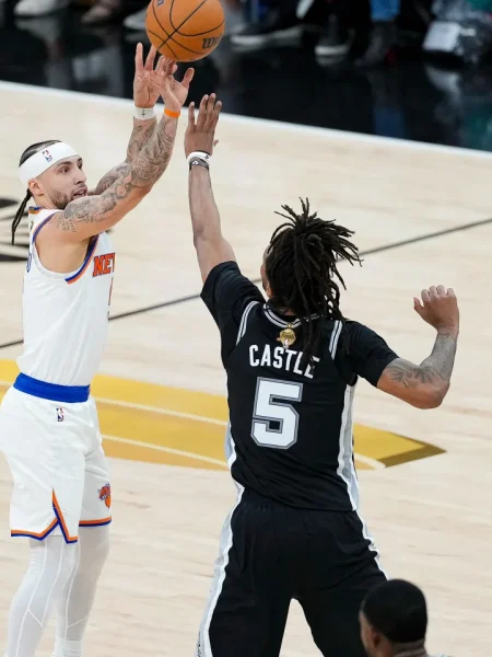 New York je zmagoslavno začel finale lige NBA: Knicksi so v gosteh premagali San Antonio