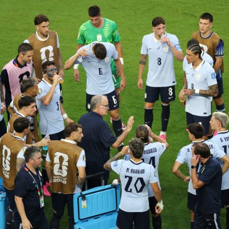 Urugvaj proti Španiji. Odločilni boj za končnico svetovnega prvenstva 2026
