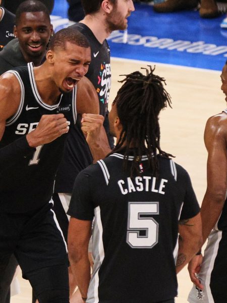 New York je finale lige NBA začel z zmago: Knicksi so v gosteh premagali San Antonio