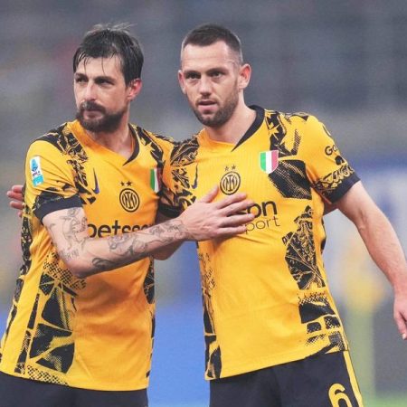 Inter poskuša obdržati De Vrija: klub je ključnemu branilcu ponudil novo pogodbo