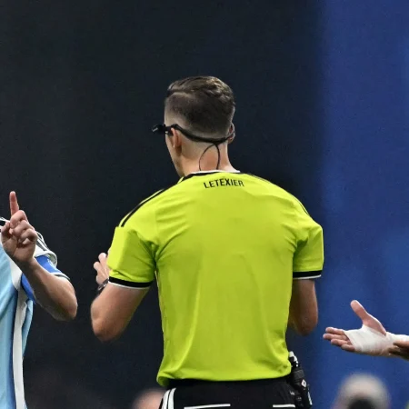 Bivši sodnik FIFA ocenjuje sojenje v finalu svetovnega prvenstva 2026: Messijeve trditve so neutemeljene