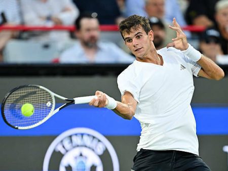 Rafael Hodar je znova premagal Muzettija in nadaljeval uspešen nastop na turnirju Montreal Masters