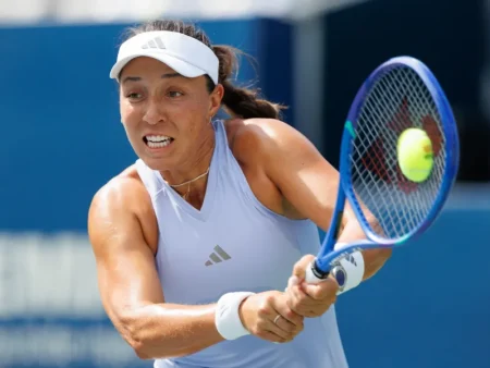 Coco Gauff premaga Jessico Pegula in osvoji naslov WTA 1000 v Cincinnatiju