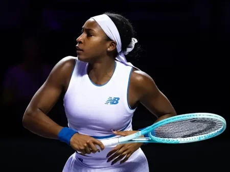 Gauffova se je v polfinale turnirja WTA 1000 v Torontu uvrstila brez tekme