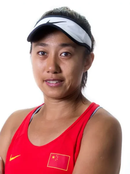 Zhang Shuai je Kitajski prinesla prvo točko v četrtfinalu pokala Billie Jean King
