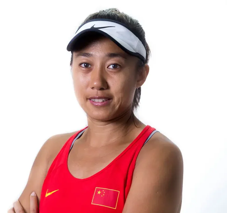 Zhang Shuai je Kitajski prinesla prvo točko v četrtfinalu pokala Billie Jean King