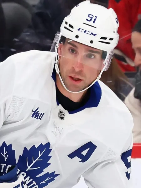 Toronto je v predsezoni dvakrat premagal Ottawo, Matthews in Tavares sta dosegla vsak po tri točke