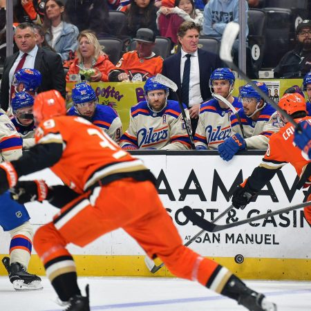 NHL: Carolina se vrača na vrh lestvice, Edmonton si je priboril zmago v podaljšku