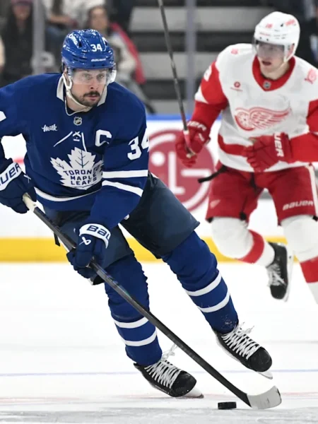 NHL: Matthews dosegel 800 točk, zmage Detroita, Calgaryja in Los Angelesa