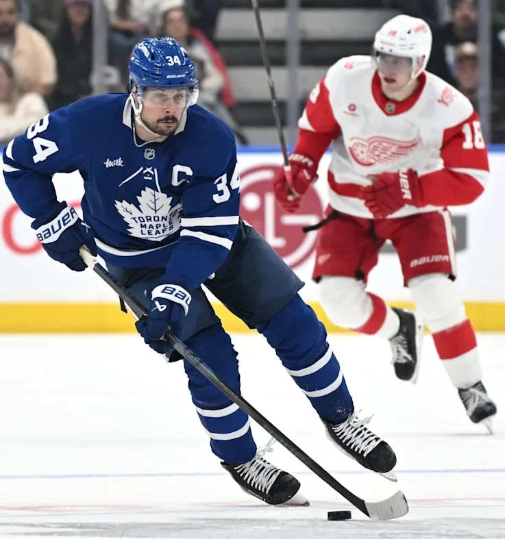 NHL: Matthews dosegel 800 točk, zmage Detroita, Calgaryja in Los Angelesa