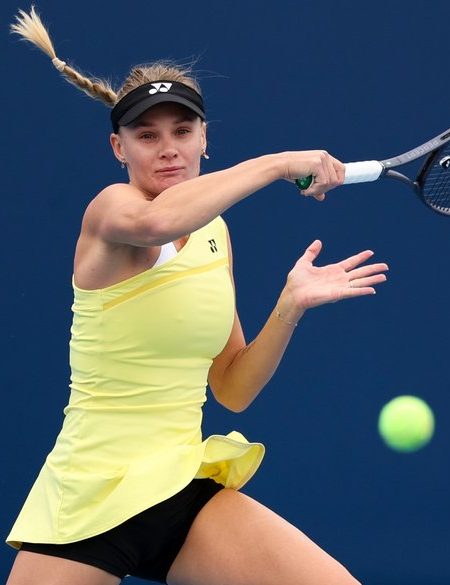 Dayana Yastremska je premagala Majo Khwalinsko in se uvrstila v tretji krog turnirja WTA 1000 v Pekingu