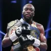 Bentley se lahko odpove naslovu WBO zaradi pogodbe z Zuffo