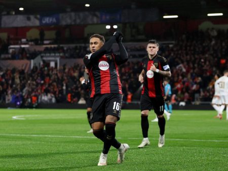 Bournemouth premagal Milan s 3:0: Meignan je zaradi agresivnega vedenja prejel rdeči karton