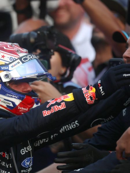 Max Verstappen je osvojil prvo zmago v sezoni, Red Bull je zmagal z lastnim motorjem, Hamilton pa se je prebil na stopničke